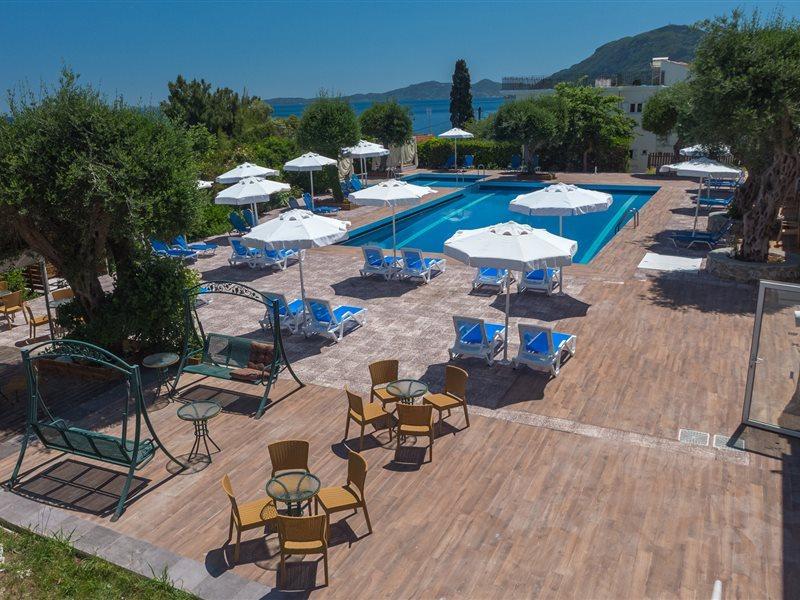 Alexandros Hotel Perama  Exterior foto