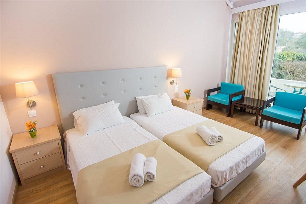Alexandros Hotel Perama  Exterior foto