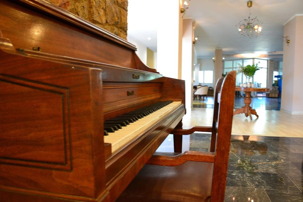 Alexandros Hotel Perama  Exterior foto