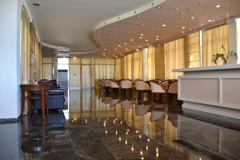 Alexandros Hotel Perama  Exterior foto
