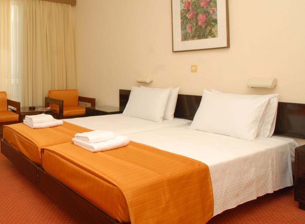 Alexandros Hotel Perama  Exterior foto