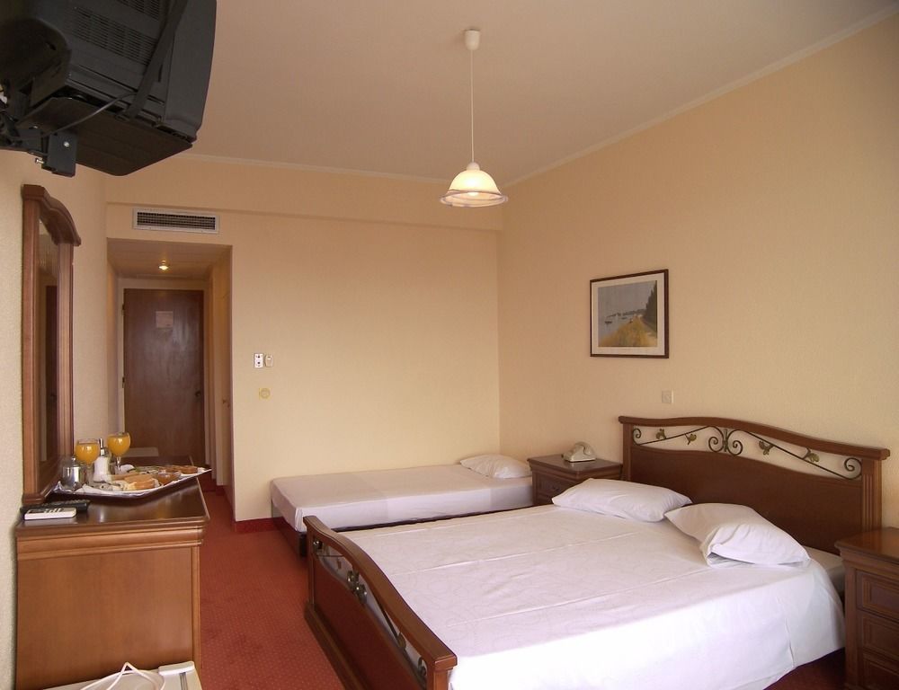 Alexandros Hotel Perama  Exterior foto
